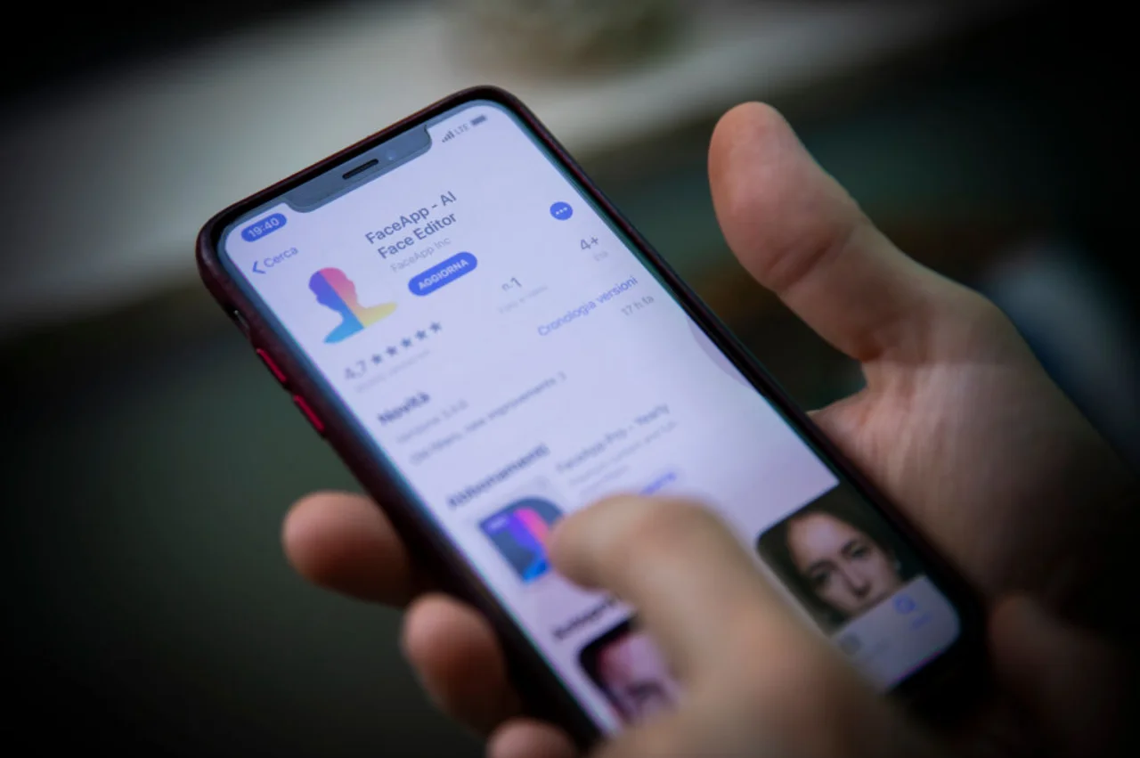 اپلیکیشن FaceAPP