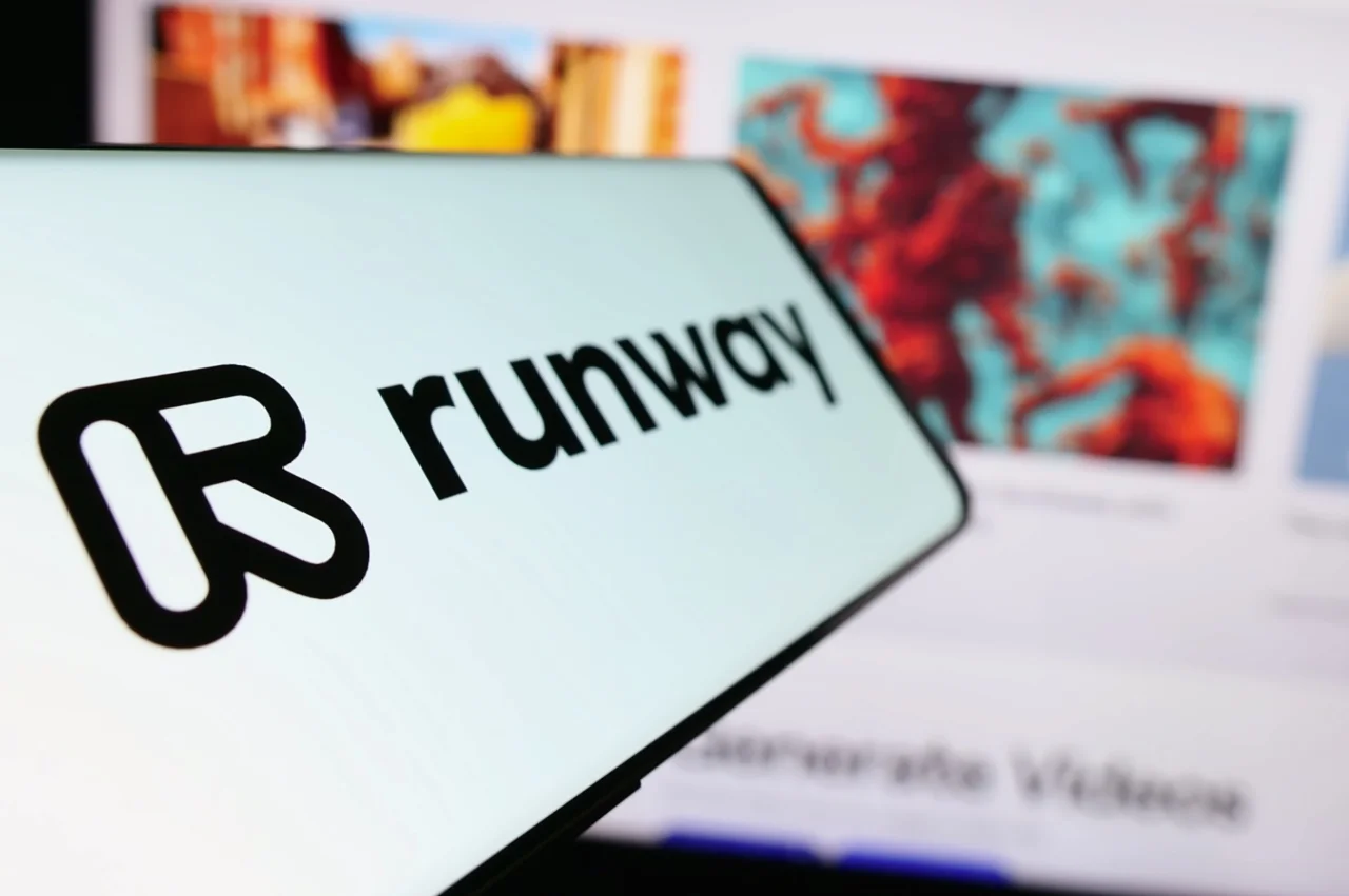 اپلیکیشن Runway